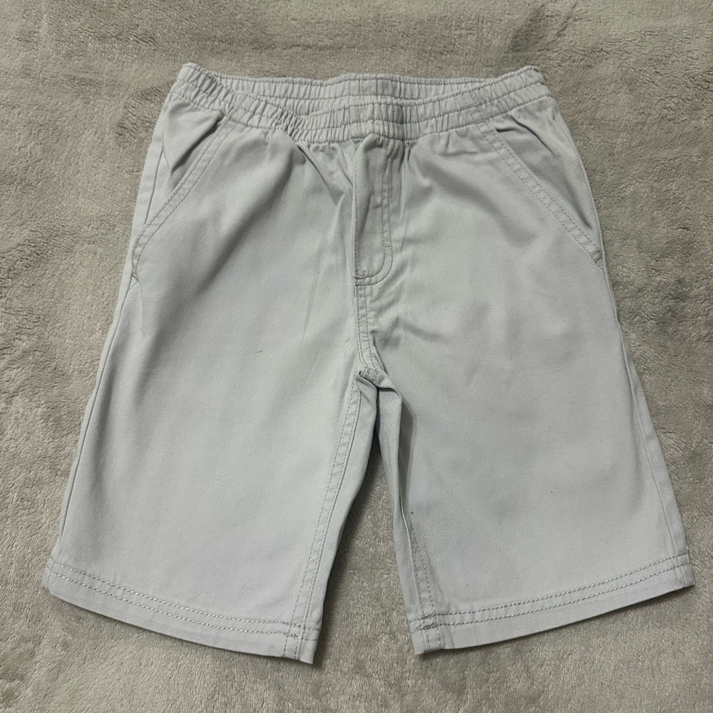 Calvin Klein jeans grey  Denim Shorts new